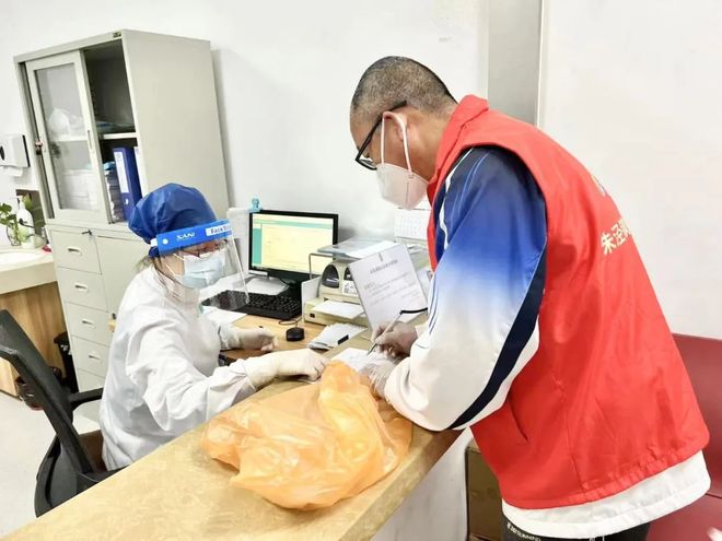 厦门24小时高价回收医保(24小时高价回收医保医保套出)